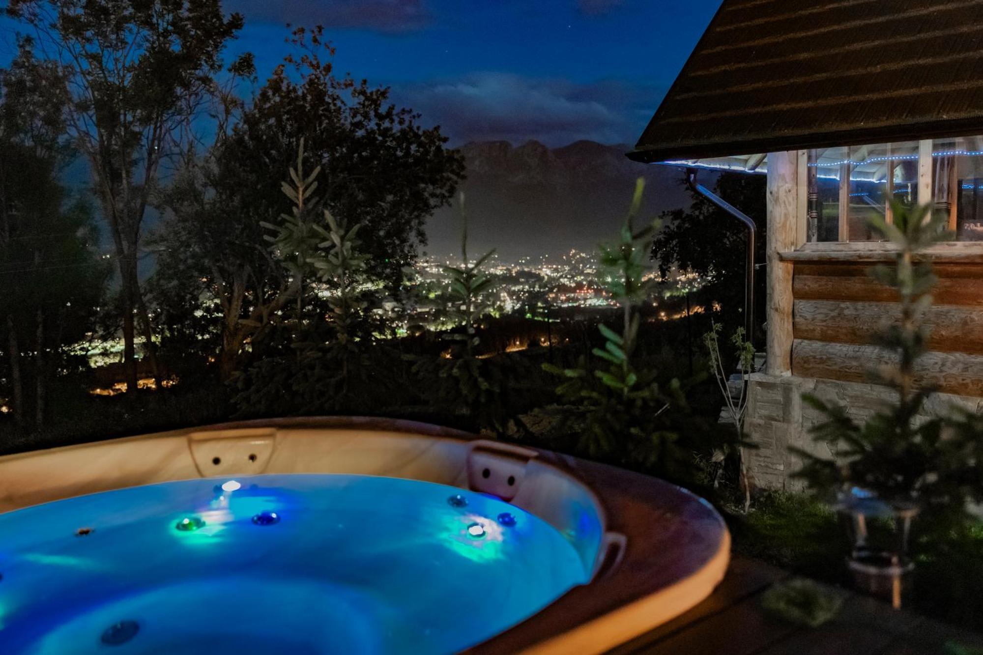 Zako Glamp & Jacuzzi Luxusní stan *